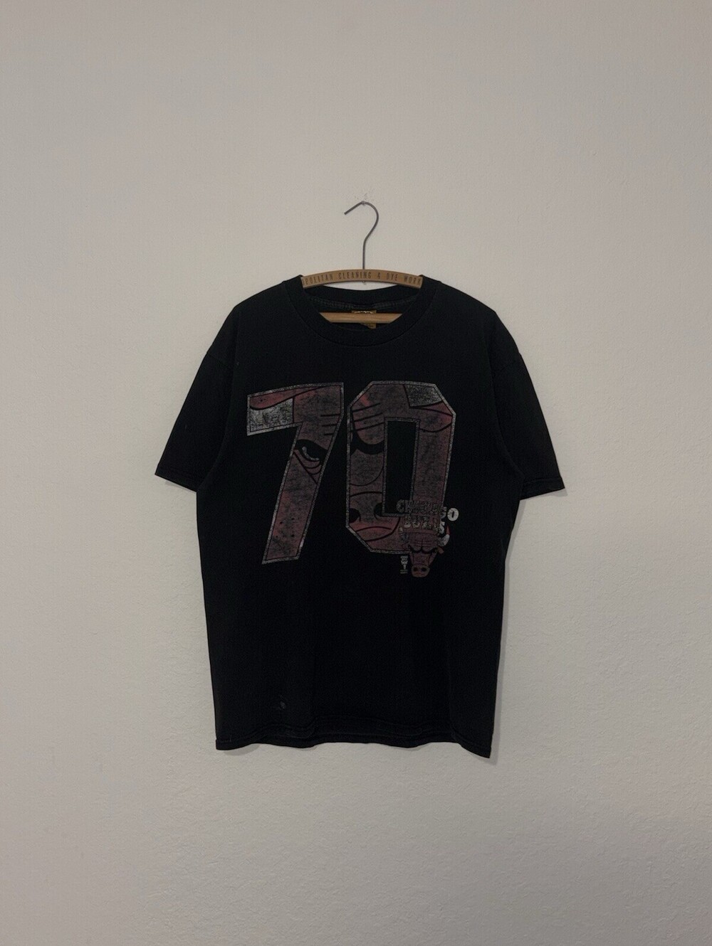 Vintage 90s Nutmeg Mills Chicago Bulls 70 Wins NBA Basketball Size Men’s Large